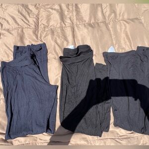 Banana Republic Women’s Leggings 2 black & 1 Navy blue